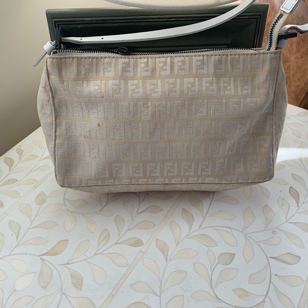 Cream/Pale Pink Fendi Handbag